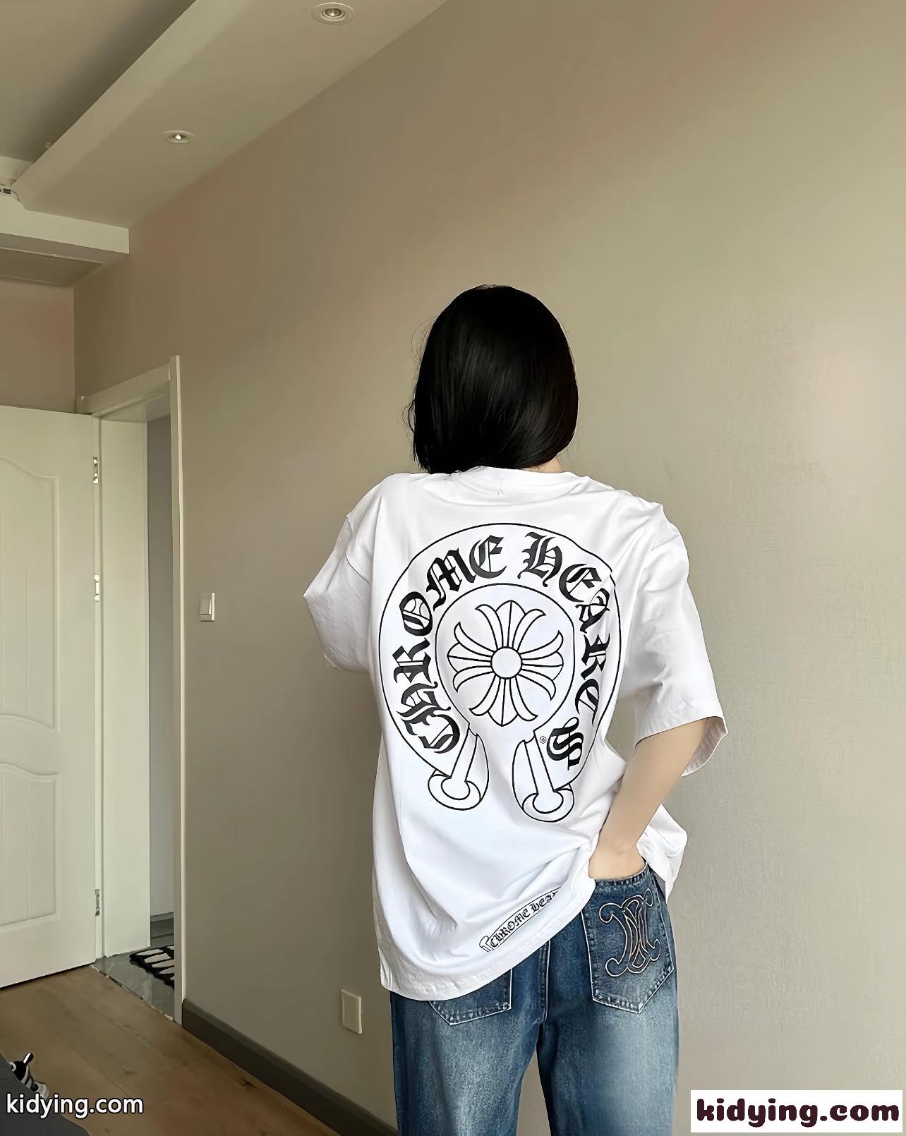 ロゴプリント ブラック ホワイト対応 CHROME HEARTS クロムハーツ コピー Tシャツ デイリー使い 旬アイテム-1