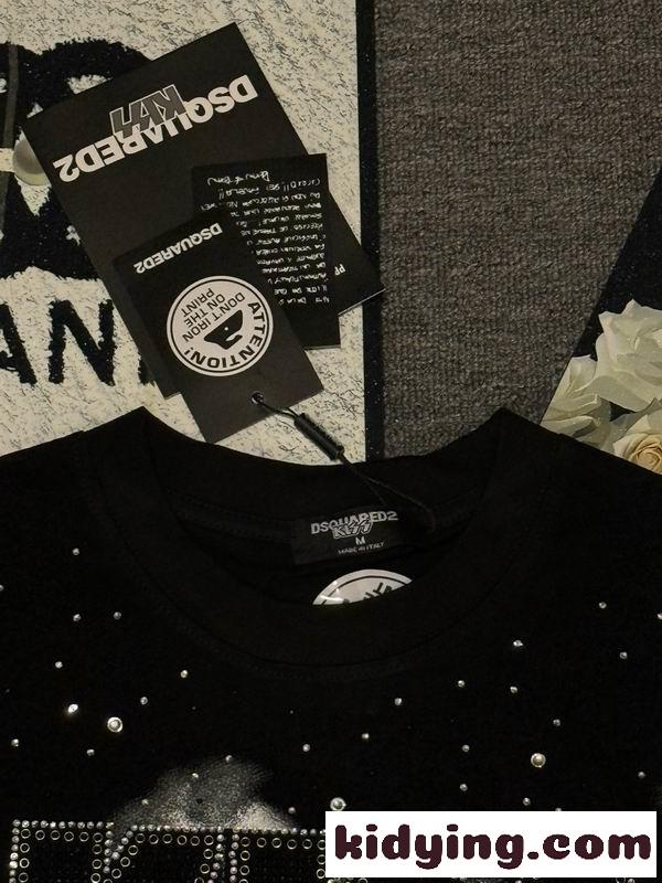 ディースクエアード TシャツコピーDsquared2  夏のアウトドアに最適 涼しさと機能性を両立半袖-3