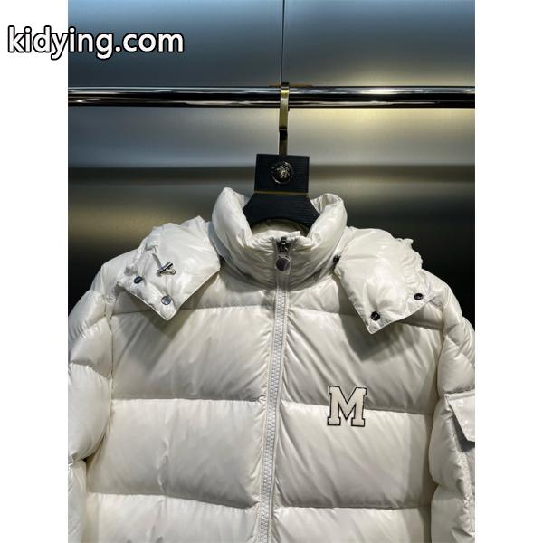 話題沸騰!ホワイト × Mロゴ 洗練ミニマルデザイン Moncler 2025冬人気 モンクレール スーパーコピー ダウンジャケット-1