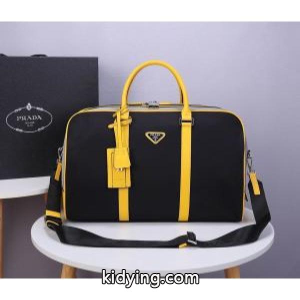 有名ブランドです プラダ PRADA 着こなしを楽しむ ショルダーバッグ限定品が登場_プラダ メンズバッグ_バッグ メンズ_スーパーコピーブランド激安通販 専門店-0