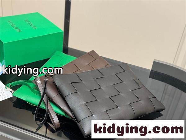大人気☆NEW!!ボッテガヴェネタポーチコピー BOTTEGA VENETA お得人気セール cassette 存在感◎26SS_激安通販 専門店-3