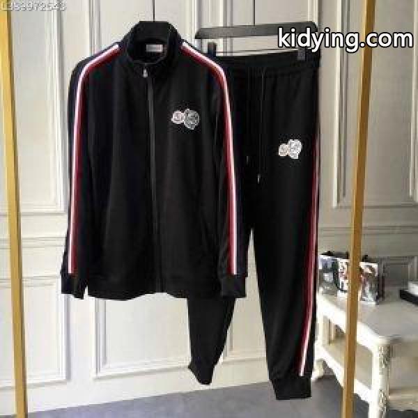 今年も量産！2019年 MONCLER モンクレール 上下セット 春夏のおしゃれを楽しんで_モンクレール MONCLER_ブランド コピー 激安(日本最大級)-0