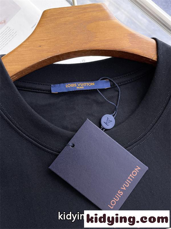 都会派デザイン 半袖Tシャツ メンズ ミニマル LOUIS VUITTON ルイヴィトン コピー-6