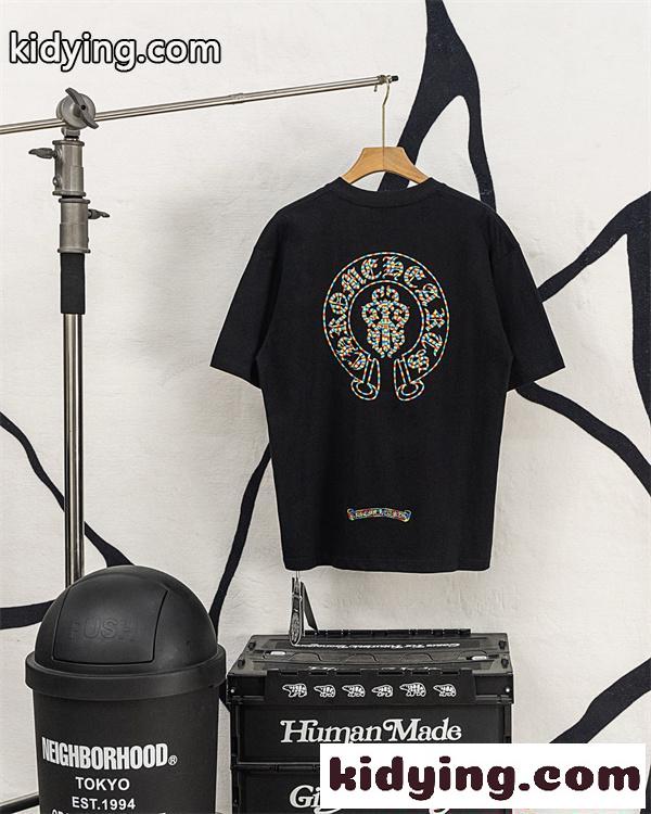 半袖Tシャツ Chrome Hearts コピー メンズ レディース 刺繍クロス バックプリント 大判ロゴ カラフル刺繍 綿素材 通気性 クルーネック オーバーサイズ ゆったり ストリート系 韓国ファッション ユニセックス 夏新作 人気 クロムハーツ-1