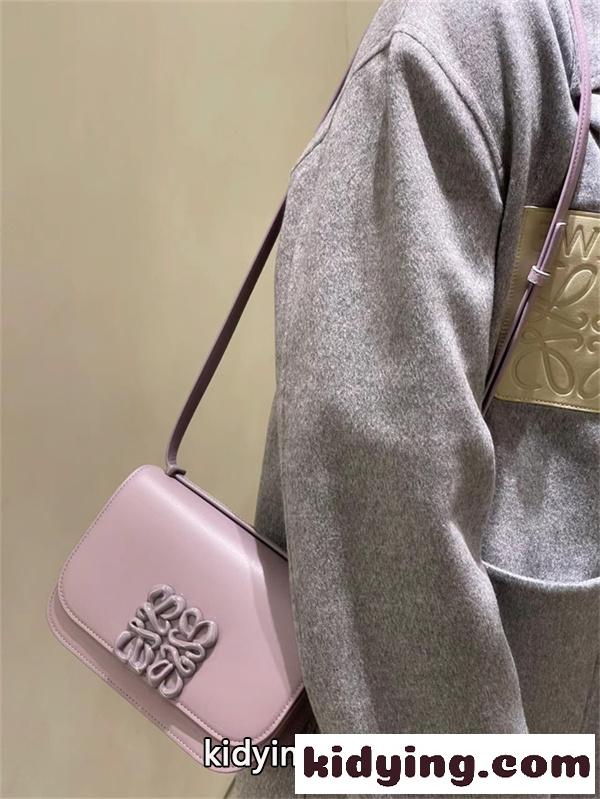 LOEWE 2026春夏人気ランキングロエベショルダーバッグコピーパープルお洒落数量限定-1