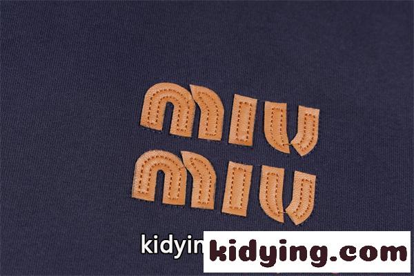 パーカー フルジップ フード付き 刺繍ロゴ 保温裏毛 春秋トップス MIUMIU ミュウミュウ コピー-5