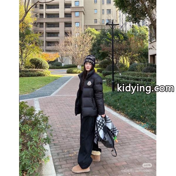 Moncler 朝夕防寒ブラック落ち着き 温かさ満点 日常使い最適 モンクレール スーパーコピー ダウンジャケット-4