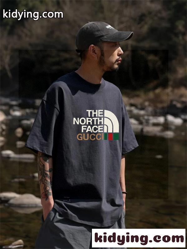 Gucci&TNFコラボグッチtシャツコピー&2026激安ユニセックスオーバーサイズ上品オシャレコーデ-7