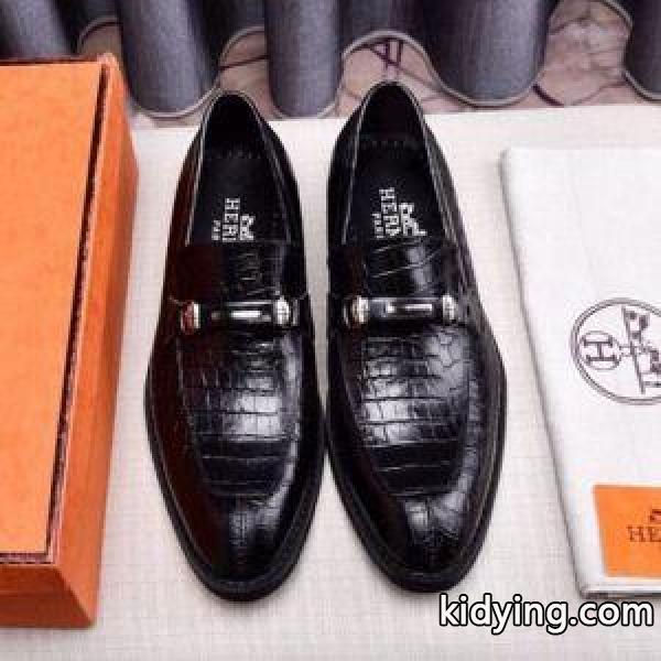 人気にも火をつけて HERMES エルメス 2019春夏オシャレに注目 革靴人気を抑えて新品_エルメス HERMES_ブランド コピー 激安(日本最大級)-0