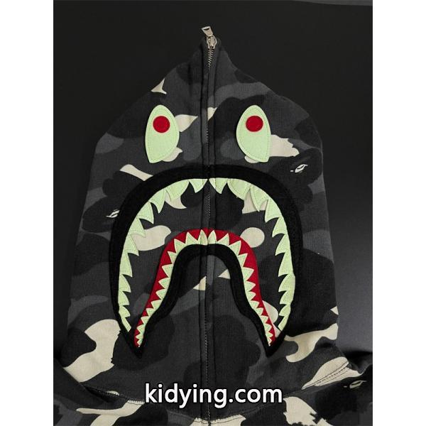 A BATHING APE コピー 激安 BAPE シャークパーカー Shark Full Zip Hoodie メンズ カモフラ 迷彩 ブラック ストリートファッション 人気アイテム-0