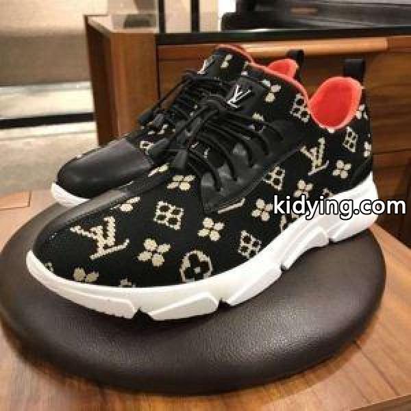 LOUIS VUITTON ルイ ヴィトン カジュアルシューズ 2色可選 春夏2019年の最新アイテム 今すぐ買えちゃう!新着_ルイ ヴィトン LOUIS VUITTON_ブランド コピー 激安(日本最大級)-0