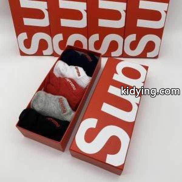 今年大流行の着こなし シュプリーム速報!ファッショントレンド SUPREME 靴下 寒い季節トレンド上品_シュプリーム SUPREME_ブランド コピー 激安(日本最大級)-1