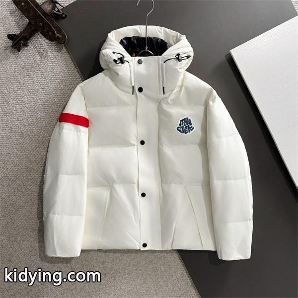 ブラック × レッド アームロゴ 冬仕様 高保温ダウン MONCLER モンクレール コピー ダウンジャケット-2