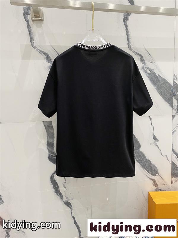 モンクレール コピー Moncler 半袖Tシャツ ブラック ホワイト ロゴネック クルーネック 刺繍ワッペン ストレッチコットン シンプル高級 ユニセックス-2