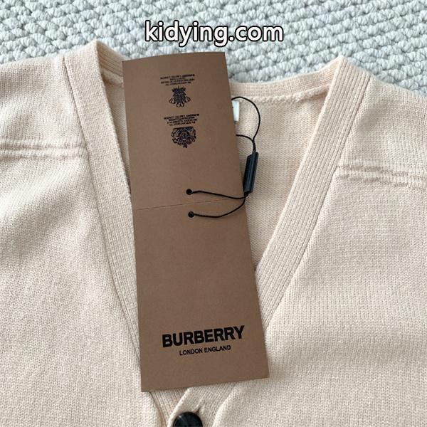 Burberry ベージュシンプルデザイン 秋冬注目定番 バーバリー スーパーコピー カーディガン ロゴパッチアクセント-3