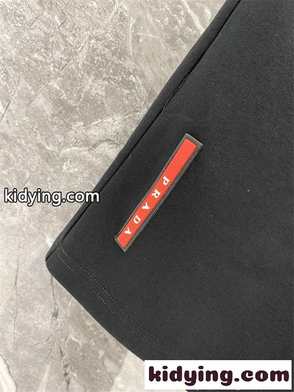 プラダ コピー セットアップ 半袖 PRADA ショートパンツ シンプル 快適素材 外出兼用-6