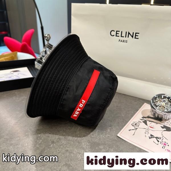 2026新作 PRADA プラダ ナイロンバケットハット メンズ レディース サファリハット ロゴ刺繍 レッドライン ワンポイントデザイン 軽量キャップ-5