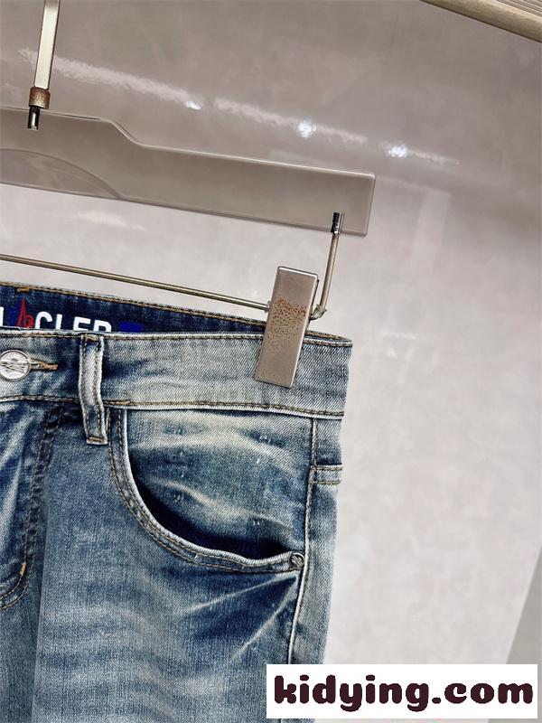 MONCLER デニムパンツ モンクレール スーパーコピー ヴィンテージ加工 カジュアル おしゃれ-4