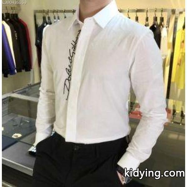 ファッションに新しい色 ドルチェ＆ガッバーナ Dolce&Gabbana 大活躍間違いなしの新着 長袖 /ロンT/ロングT/ロングTシャツ_ドルチェ＆ガッバーナ DOLCE & GABBANA_ブランド コピー 激安(日本最大級)-0