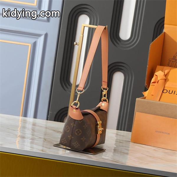 ラシックモノグラム レザーアクセント ルイヴィトン Louis Vuitton アンダーアームバッグ コピー レディース エレガント-0