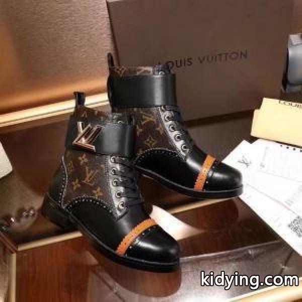 ◆モデル愛用◆ 超激得2017 ルイ ヴィトン LOUIS VUITTON ショートブーツ_ルイ ヴィトン LOUIS VUITTON_ブランド コピー 激安(日本最大級)-0
