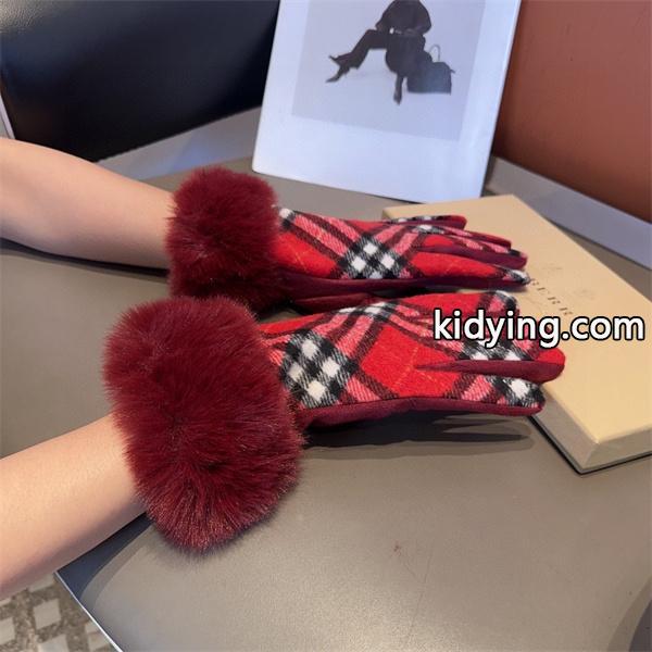 Burberry バーバリー コピー 激安 レディース グローブ チェック柄 ファー付き ウール 保温 冬 新作 エレガントデザイン-1