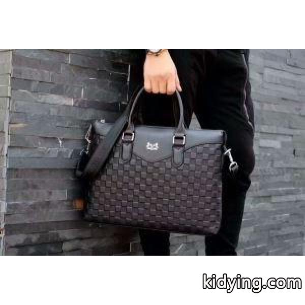 手持ち&ショルダー掛け ルイ ヴィトン LOUIS VUITTON 2017秋冬 海外セレブ愛用_ルイ ヴィトン LOUIS VUITTON_ブランド コピー 激安(日本最大級)-0