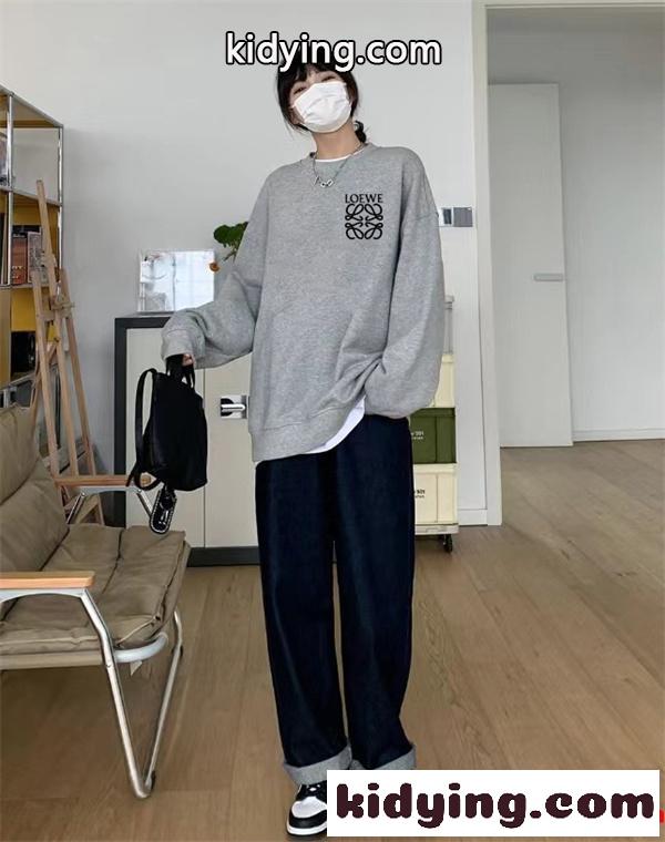 数量限定 LOEWE ロエベ コピー スウェット ワンポイント 2026新作コーデ-2