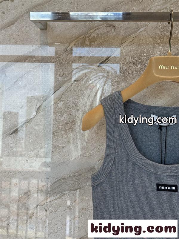 超人気♥MIUMIUスーパーコピーミュウミュウタンクトップ新作人気2026トレンドグレー色-3