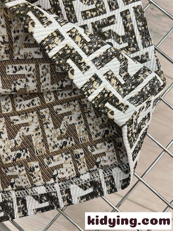 トレンドデザイン モードカジュアル 上質コレクション FENDI フェンディ コピー ハーフパンツ ユニセックス-8