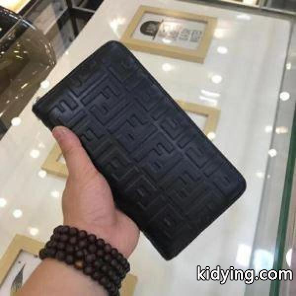 2018春夏期間限定 フェンディFENDIリアルなヴィンテージ感がたまらない_フェンディ FENDI_ブランド コピー 激安(日本最大級)-0