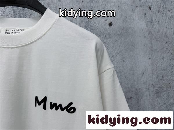 ベーシックシルエット 軽やかな印象 MAISON MARGIELA メゾンマルジェラ コピー コットンTシャツ 街着スタイル-4