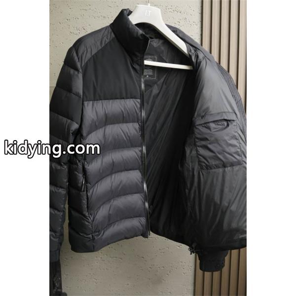 Canada Goose スーパーコピー ライトダウン グラデーション 2025秋冬 柔らかな カナダグース-1