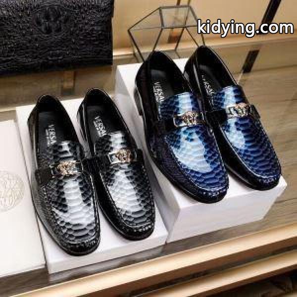 安値 2色可選2018新品 ヴェルサーチ VERSACE カジュアルシューズ_ヴェルサーチ VERSACE_ブランド コピー 激安(日本最大級)-0