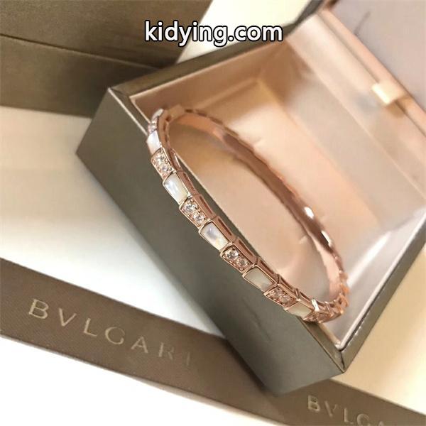 ブレスレット 秋冬おしゃれをより楽しませる ブルガリ BVLGARI ブランド コピー 激安(日本最大級)-0
