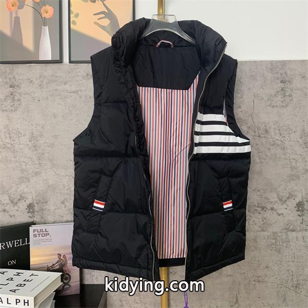 重さを感じず 秋冬THOM BROWNE トムブラウンベストダウンコピー ブランド コピー 激安(日本最大級)-0