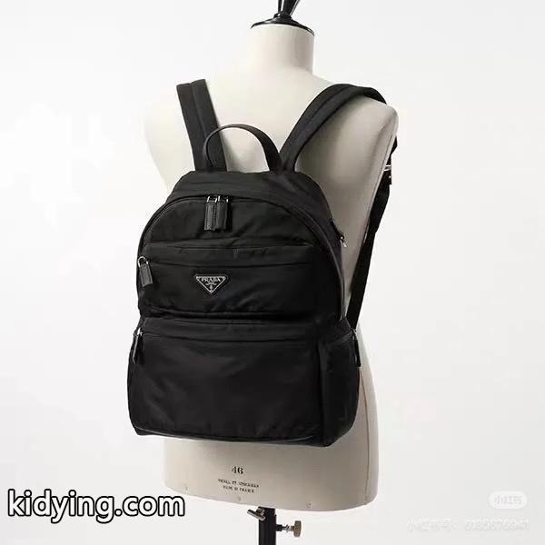 シンプル で エレガントな スクエアバック メンズ ブラック 人気商品 PRADA プラダ コピー-7