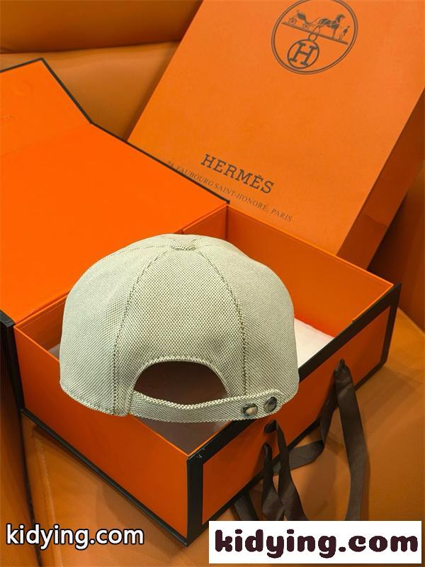 【2026最新】 Hermèsエルメスキャップコピーコーデの主役になる大人カジュアル帽-5