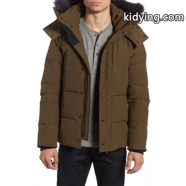 カナダグース ジャケット・ブルゾン アウター メンズ Canada Goose Wyndham Slim Fit Genuine Coyote Fur Trim Down Jacket Military Green/ Grey :36-1mj1yasilu-dz0n:asty-shop2 - 通販ショッピング-0