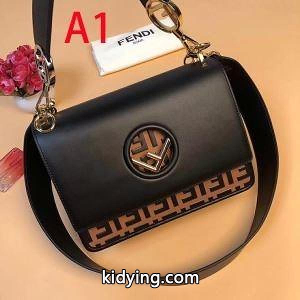 フェンディ FENDI 斜め掛けバッグ 多色可選 2019秋冬におすすめ着こなし 冬のおしゃれをレベルアップ_フェンディ FENDI_ブランド コピー 激安(日本最大級)-0
