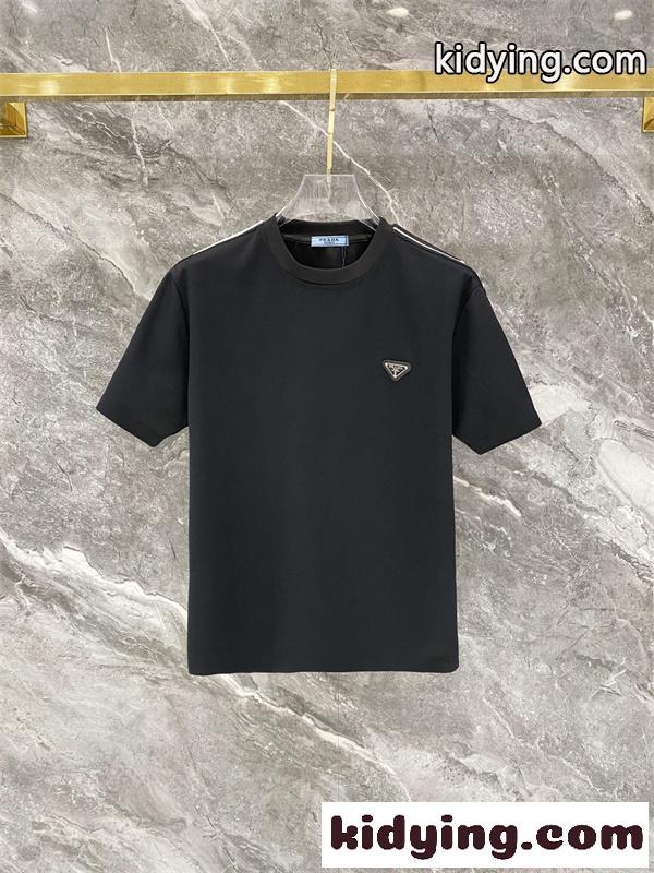 PRADA セットアップ 半袖Tシャツ ハーフパンツプラダ コピー  軽量素材 リラックスウェア-2