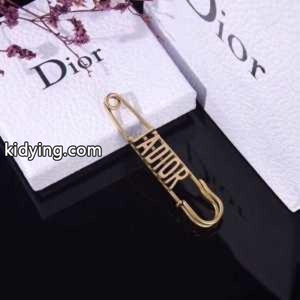 ディオール DIOR ブローチ 人気ファッション雑誌でも掲載 2019年春夏の人気モデル_ディオール DIOR_ブランド コピー 激安(日本最大級)-0