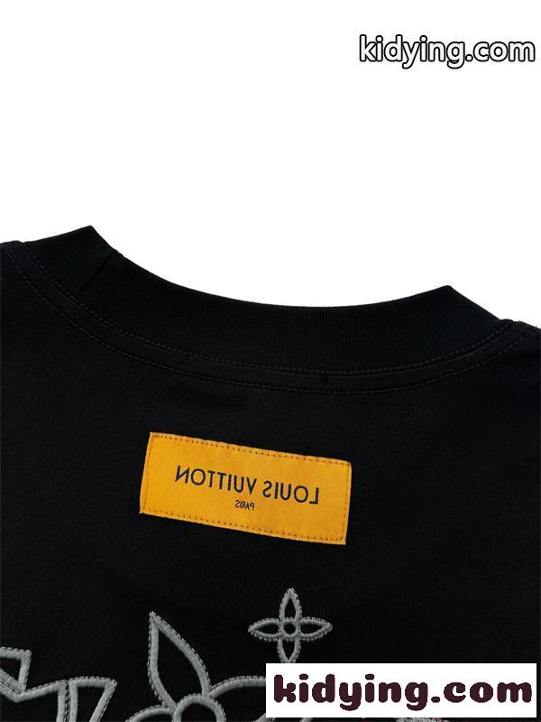 LOUIS VUITTON ルイヴィトン コピー 半袖Tシャツ プリント モダンデザイン 2026春夏新作-6