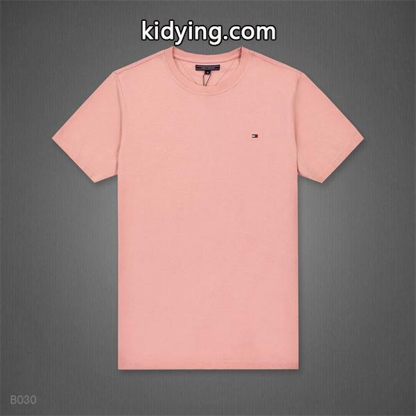 フロント左胸にシンプルな刺繍ロゴをあしらい全体のバランス感が非常に抜群な1着 Tommy Hilfigertシャツ-0