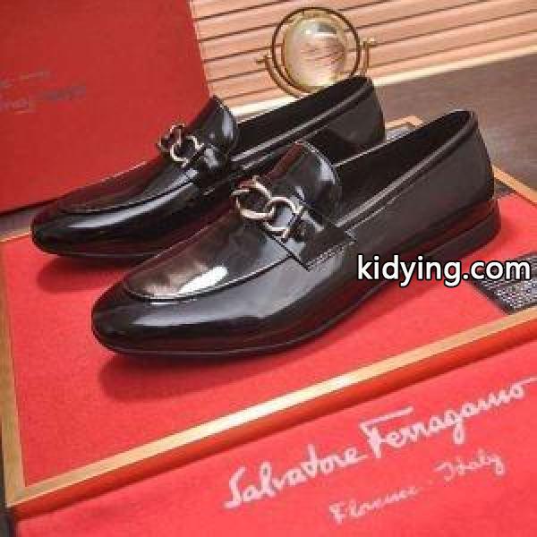 おしゃれに着こなせる FERRAGAMO サルヴァトーレフェラガモ ビジネスシューズ 【2019年春夏】人気ブランドの最新_フェラガモ FERRAGAMO_ブランド コピー 激安(日本最大級)-0