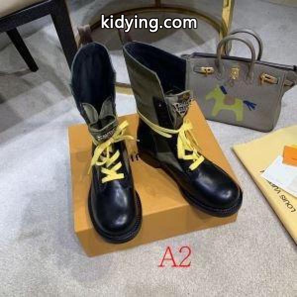2色可選 ルイ ヴィトン 真冬でおしゃれに着こなす LOUIS VUITTON 秋冬おしゃれをより楽しませる レザーブーツ 冬のお出かけの相棒に_ルイ ヴィトン LOUIS VUITTON_ブランド コピー 激安(日本最大級)-1