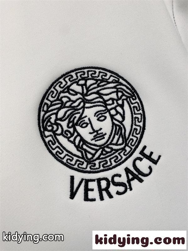 人気商品登場 2026秋冬 VERSACE ヴェルサーチ 上下セットコピー 激安(日本最大級)-5