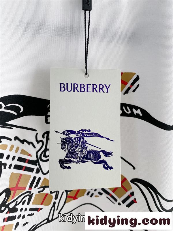 ホースグラフィック ビッグロゴTシャツ 2026SS BURBERRY バーバリー コピー Tシャツ アートプリント ストリート映え-5