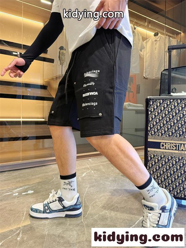 BALENCIAGA ハーフパンツ ポケット バレンシアガ コピー 機能性 ストリート系 動きやすい 夏コーデ-1