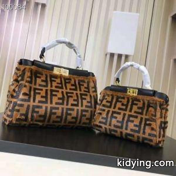 通気性が抜群 フェンディ日本より安い FENDI 合わせやすい ハンドバッグ 大人気限定_フェンディ FENDI_ブランド コピー 激安(日本最大級)-0